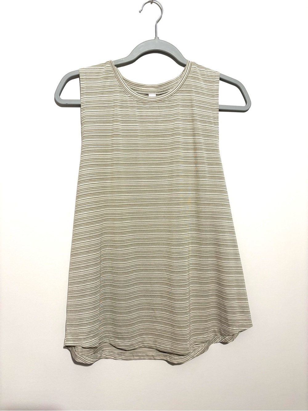 Athleta Cloudlight Green Stripe Active Sleeveless Tank Woman’s Size Large